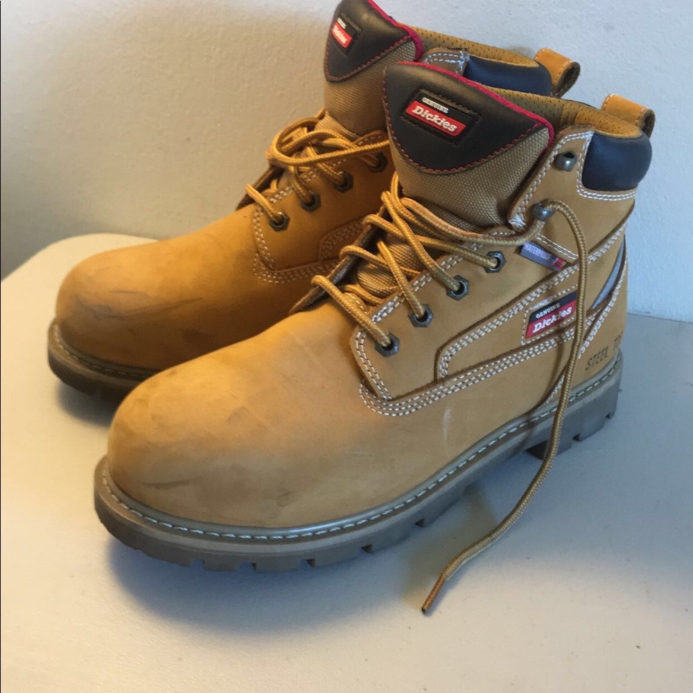 Men’s steel toed work boats